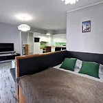 Apartment Homely Place Casa Verona - Stary Rynek - Parking Posen