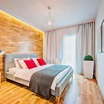 Homely Place Casa Verona - Stary Rynek - Parking Posen