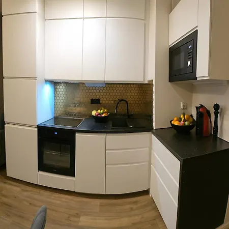 Maison Central Poznan & Parking 포즈난