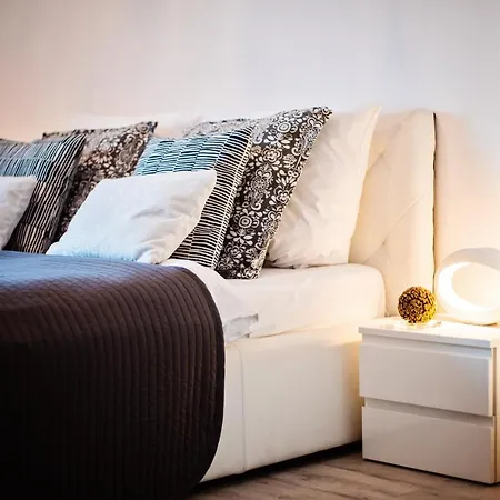 דירה Homely Place Casa Verona - Stary Rynek - Parking *